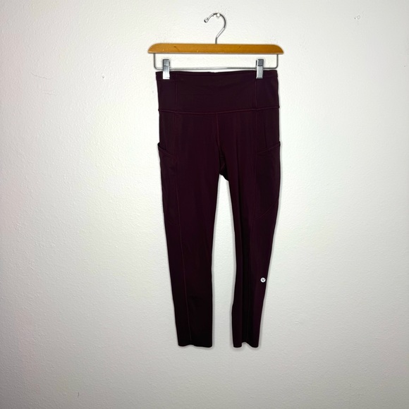 Lululemon Cassis 23" Fast and Free High-Rise Crop II‎ - Picture 1 of 6